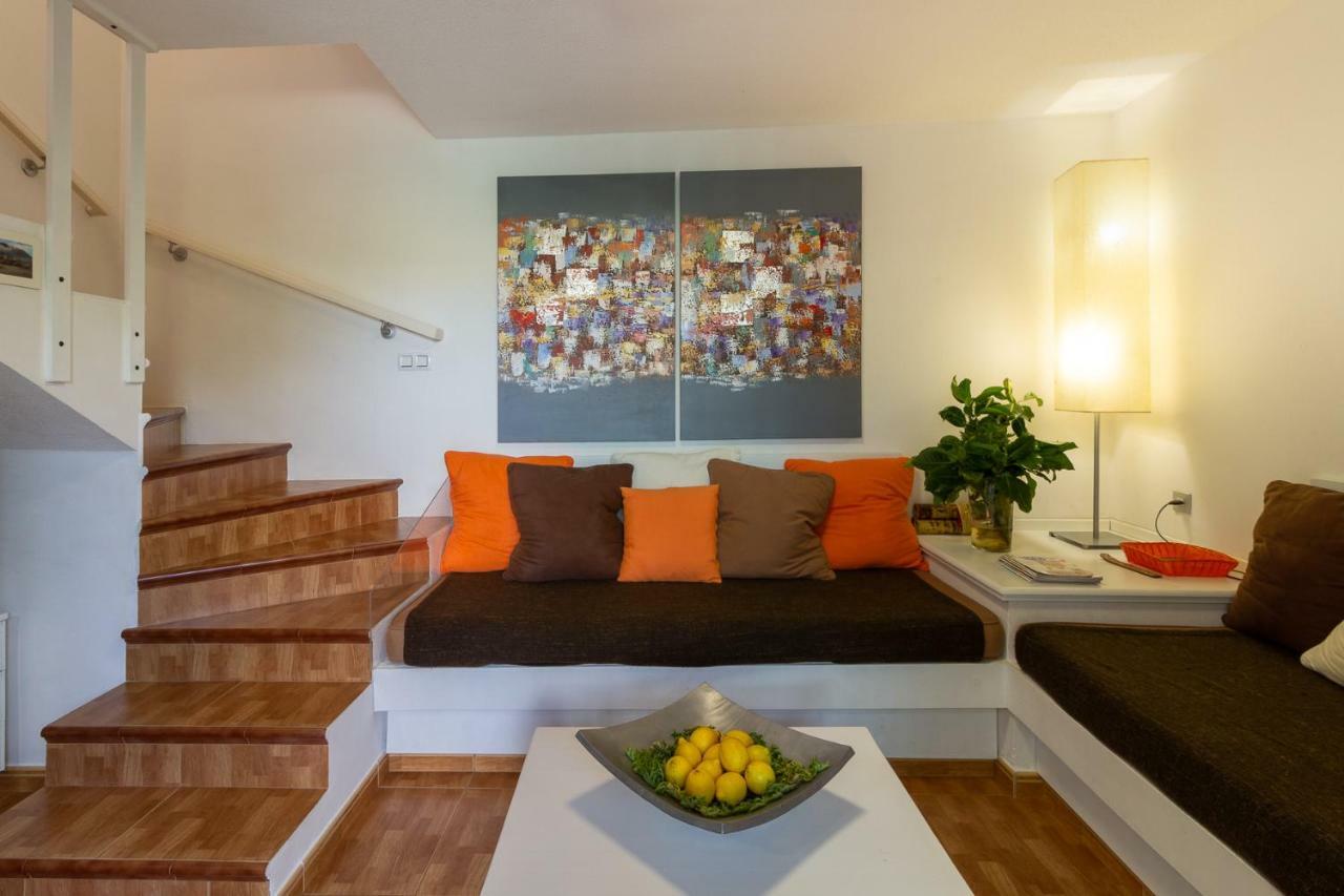 Villa Martina Bungalow With Garden, Bbq, And Pools San Bartolomé Luaran gambar